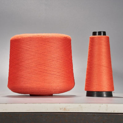 Fios de viscose macia e lisa para tecidos leves e duráveis, em padrão bruto ou tingido