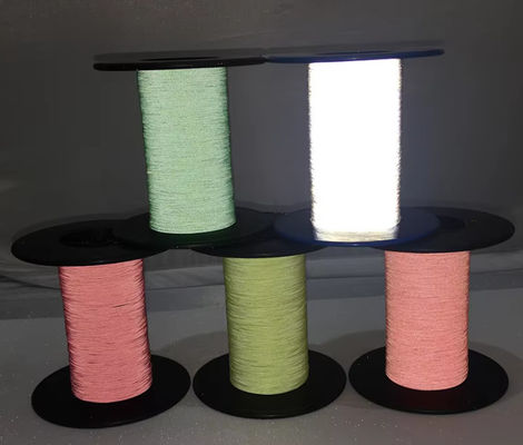 Fios de costura simples de ambos os lados, bordados iridescentes, de fio refletor, para segurança noturna